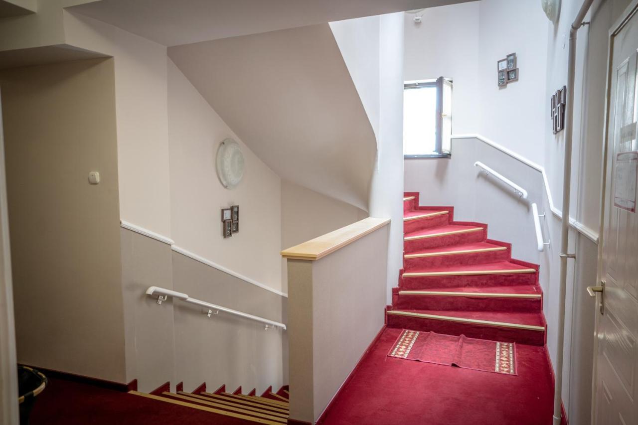 Gyula Panzio Hotel Eksteriør billede