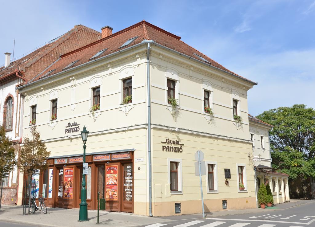 Gyula Panzio Hotel Eksteriør billede