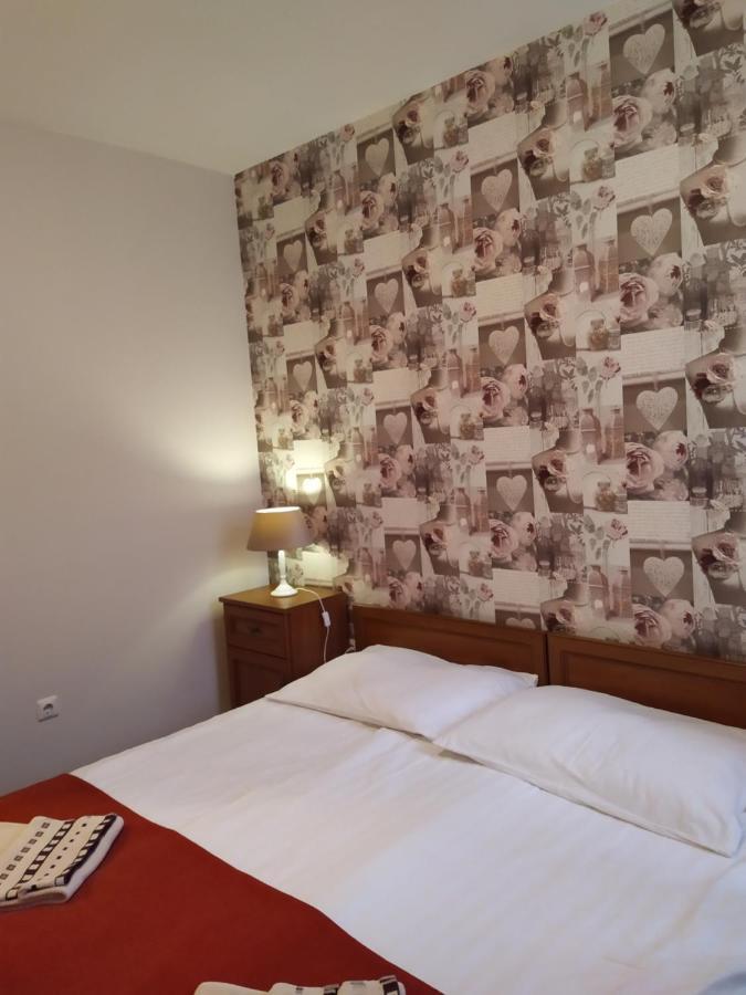 Gyula Panzio Hotel Eksteriør billede